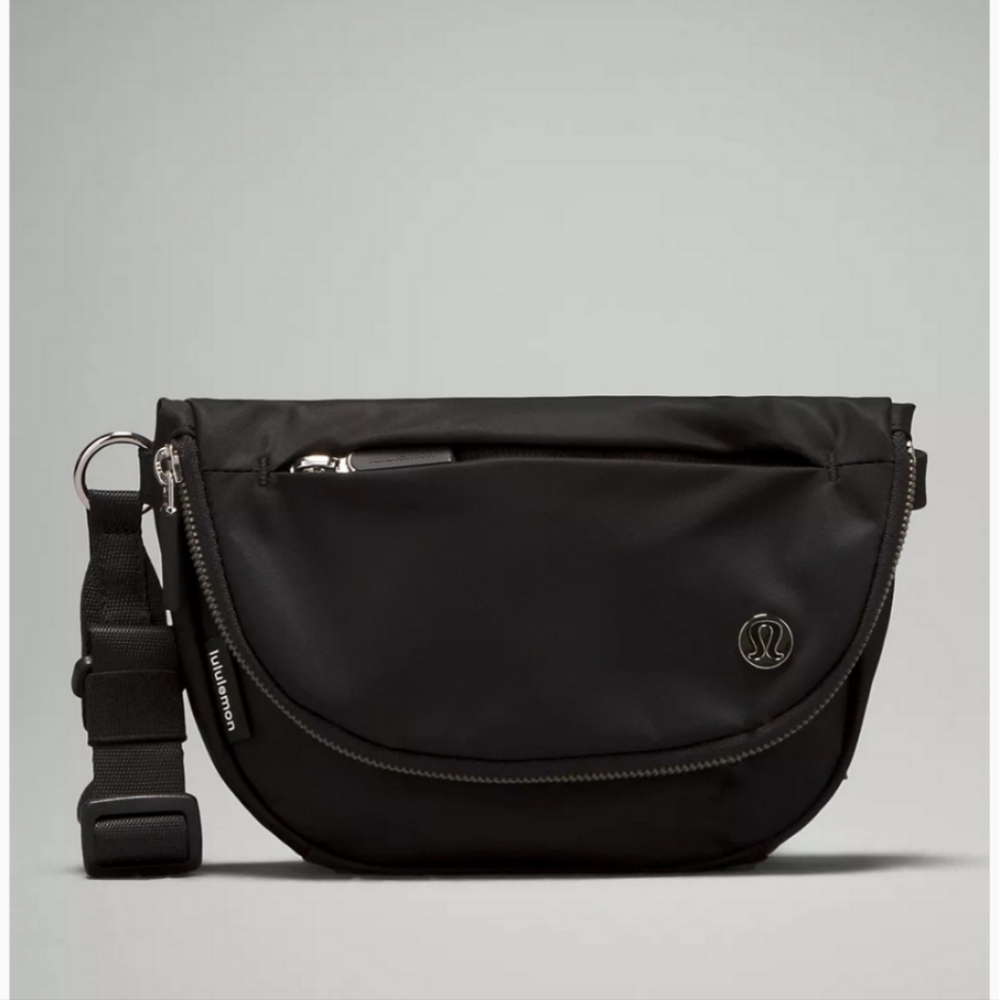 Lululemon All Night Festival Bag 2L - Picture 5 of 5